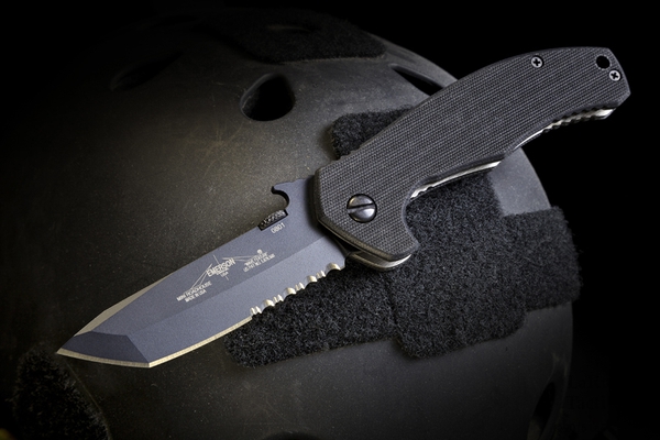 Emerson Knives Mini Roadhouse, Black/Serrated